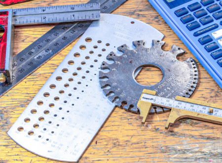 Tools for measuring gauges on a workbench